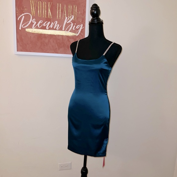 Mini Dress - Picture 2 of 8